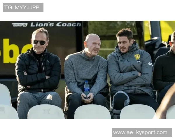 前多特球探总监米斯林塔特正式加盟杜塞尔多夫董事会任职 前多特球探总监米斯林塔特正式加盟杜塞尔多夫董事会任职